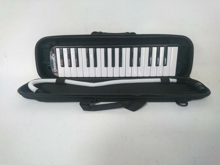 CREMONİA CR32BK MELODİKA 32 TUŞLU SİYAH RENK
