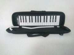 CREMONİA CR32BK MELODİKA 32 TUŞLU SİYAH RENK