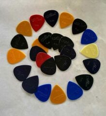 ALİCE AP-25P KARIŞIK 25 ADET GİTAR PENASI